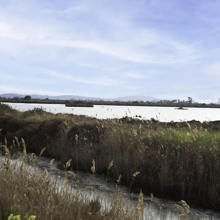 아파트 Port De La Gavine I-3 By Interhome 히에레