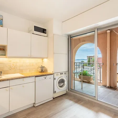 Port De La Gavine I-3 By Interhome Ιέρ