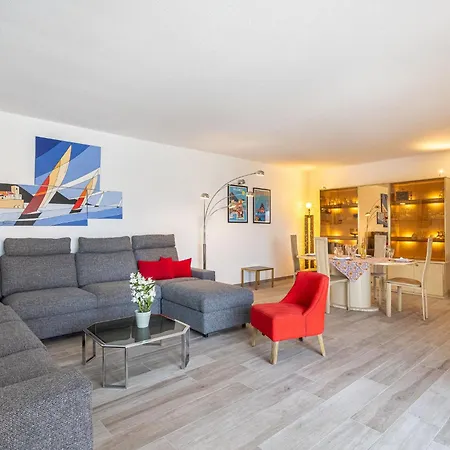 Апартаменты Port De La Gavine I-3 By Interhome