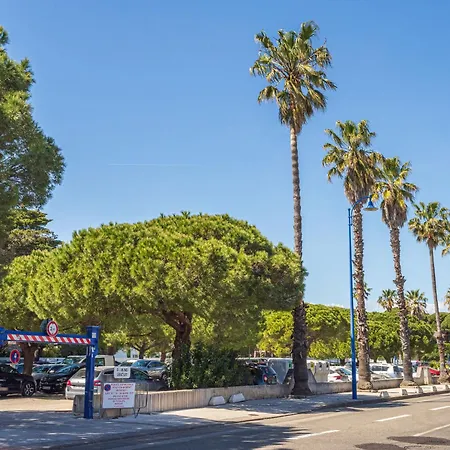 Port De La Gavine I-3 By Interhome