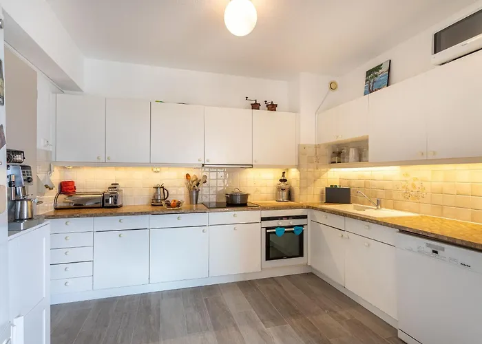 Appartement Port De La Gavine I-3 By Interhome Hyères