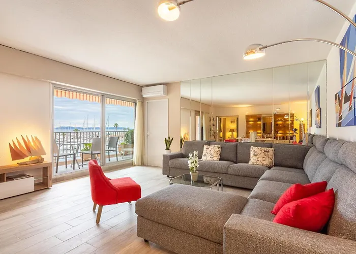 Port De La Gavine I-3 By Interhome