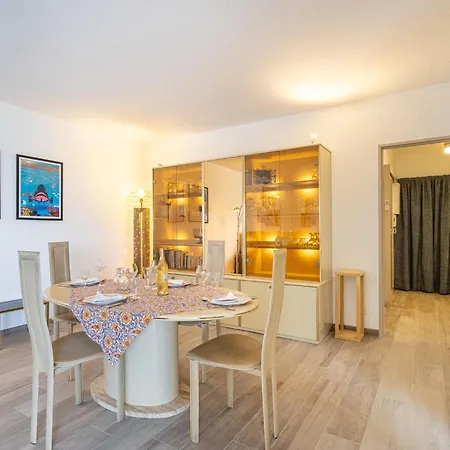 Port De La Gavine I-3 By Interhome Apartment *